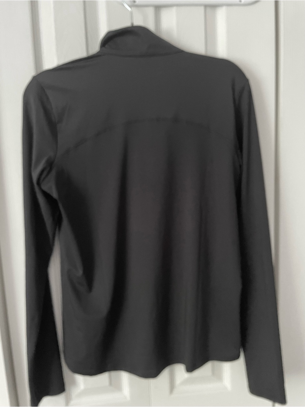 Under Armour Black Women's Long-Sleeve 1/4 Zip Performance Top - Picture 4 of 4